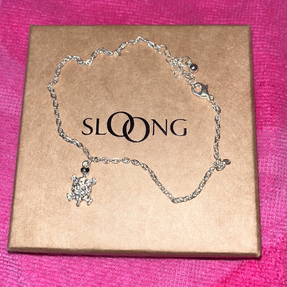NWOT rhinestone turtle anklet